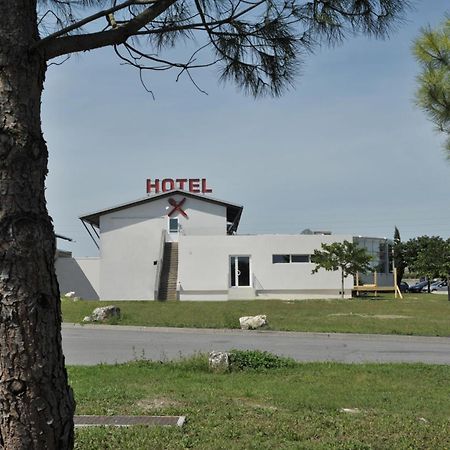 Relais De Barbezieux Hotel Eksteriør billede